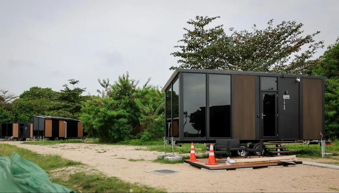 拉扎鲁斯岛上的小房住宿。（海峡时报）