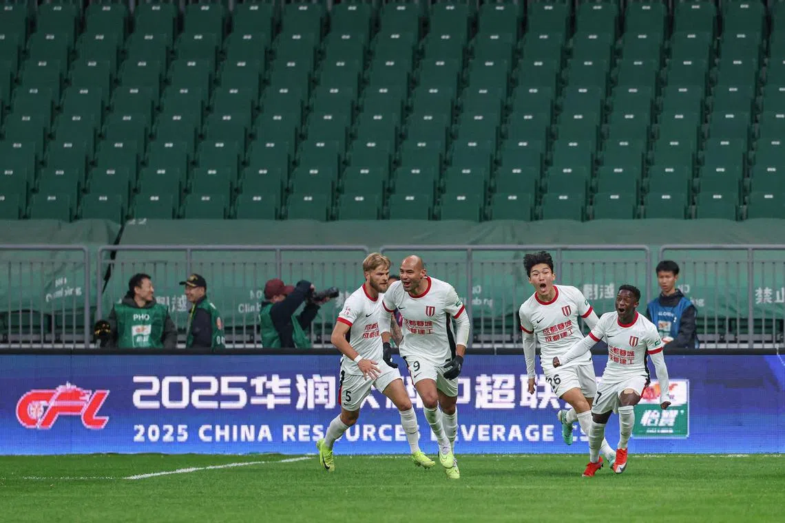 2025赛季中国足球超级联赛第三轮比赛中，北京国安队主场1比1战平成都蓉城队。（ALAMY）