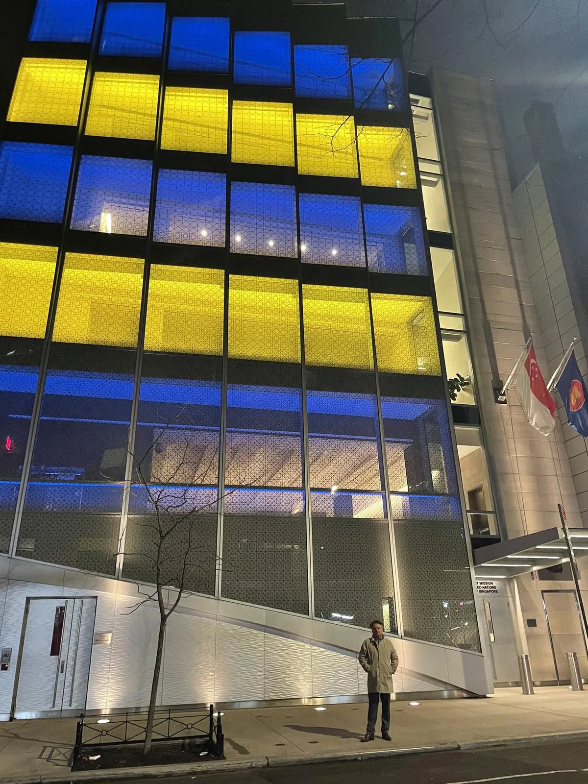 在外交场合上，第四代领导在某些课题必须坚持立场。（互联网）