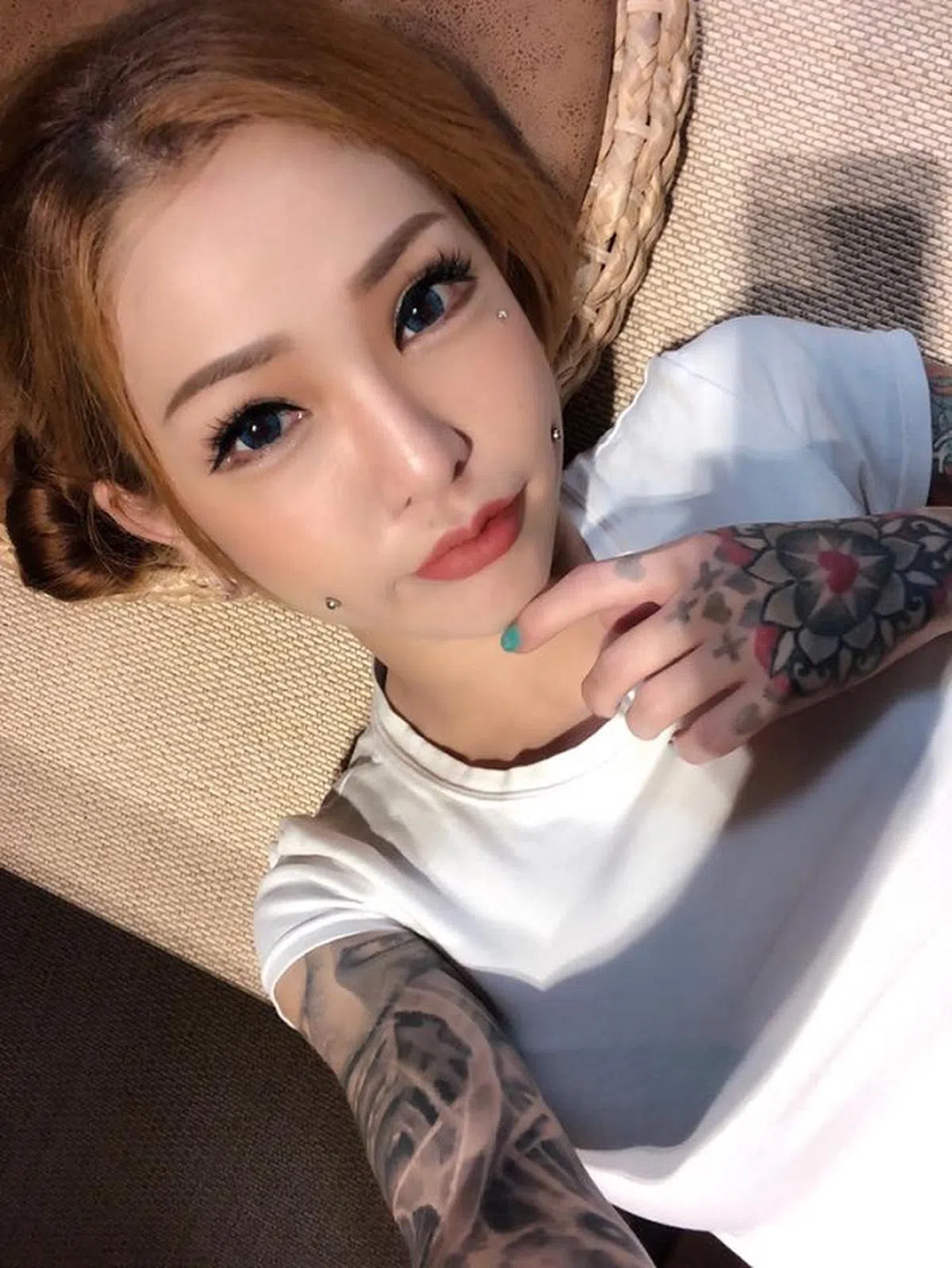  这是Kinki在面簿最保守的照片之一了。（Kinki Ryusaki面簿） 