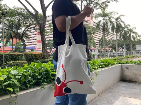 “安娣”精神不分男女老少，你也可以！（红蚂蚁）