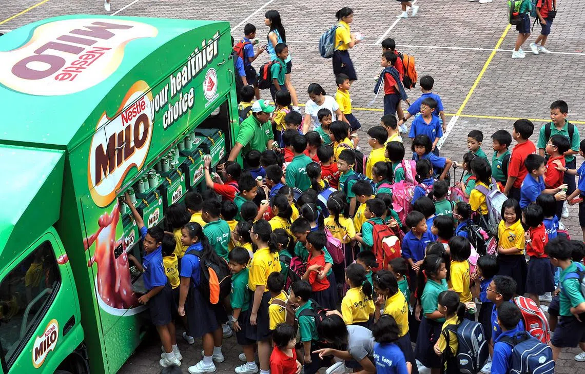 美禄车（Milo van）相信是许多新加坡人学生时代的回忆，但美禄是新加坡品牌吗？（海峡时报）