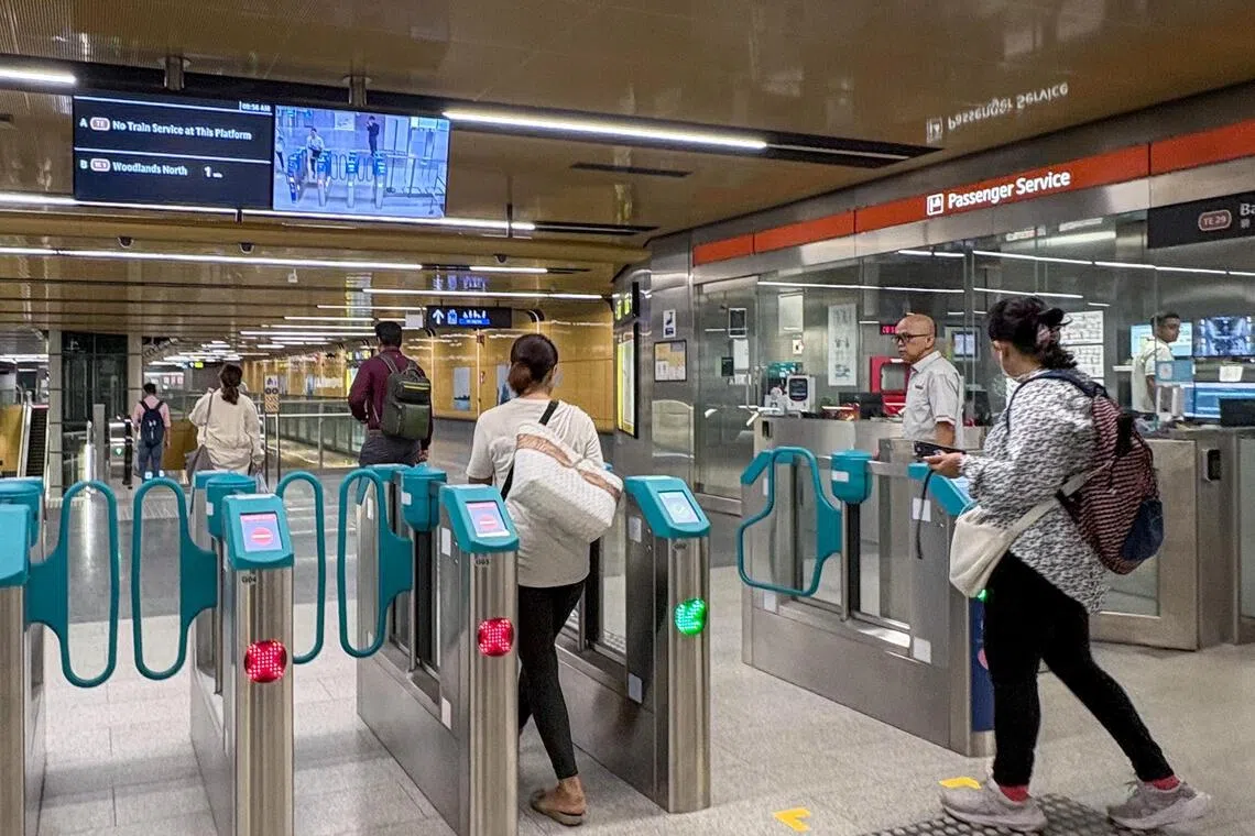 9月17日上午7点10分，汤申—东海岸地铁线发生信号故障，直至8点54分列车服务才全面恢复。