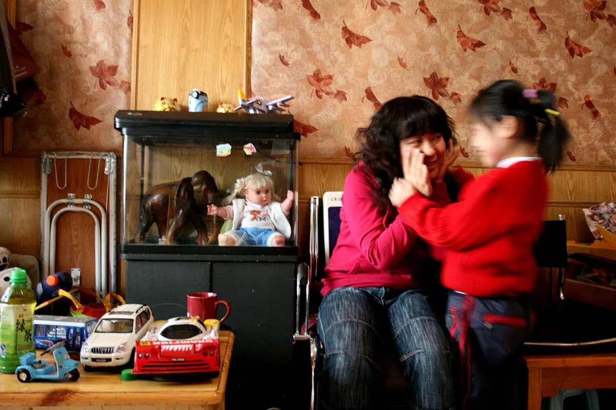 许多生长在中国城市的孩子，都是祖父母的掌上明珠。（档案照）