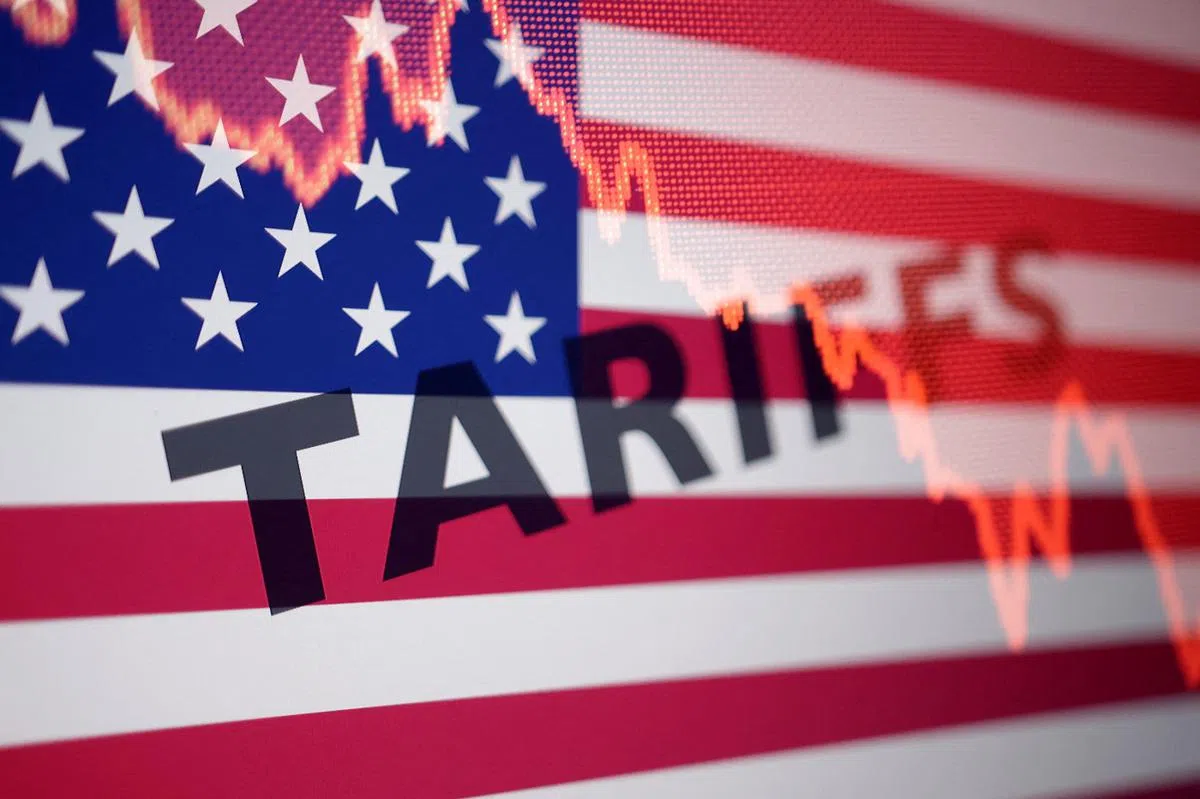 美国在4月2日隆重宣布“对等关税”，被美国的乱棍打到伤到的国家和地区不下180个。（路透社）