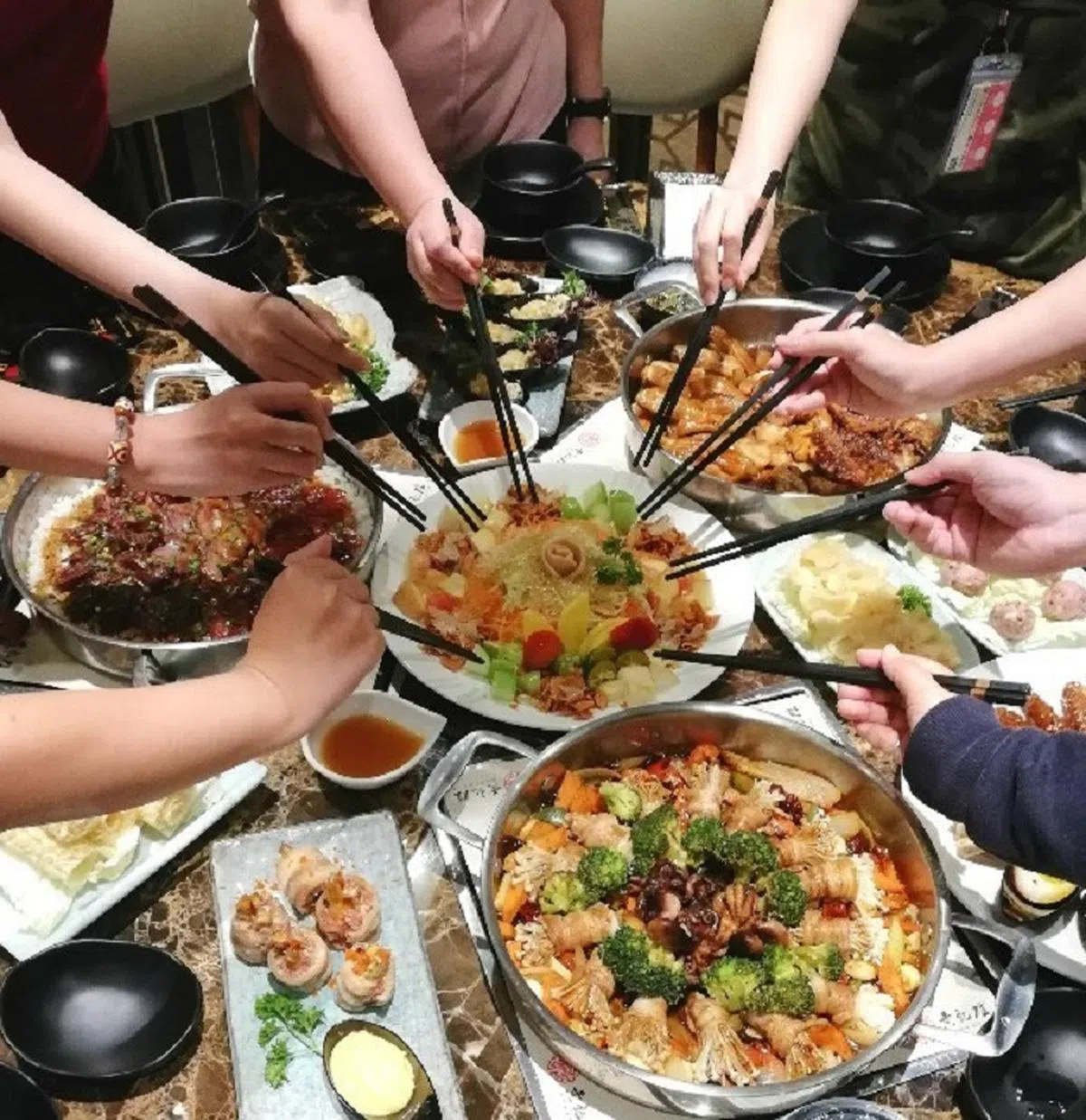  农历新年团圆饭示意图。（openrice） 