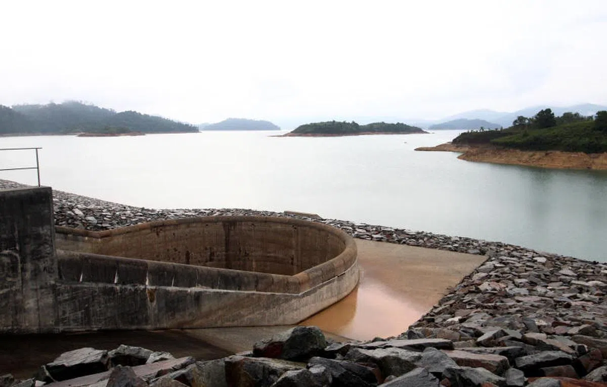  新加坡建在马国柔佛州的林桂（Linggiu）水坝在确保新加坡这一主要水喉能供应充足食水方面扮演重要角色。（联合早报） 