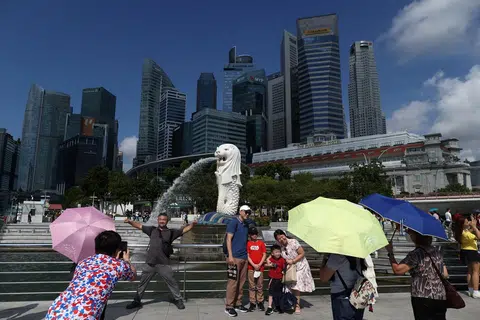 新加坡鱼尾狮公园。（路透社）