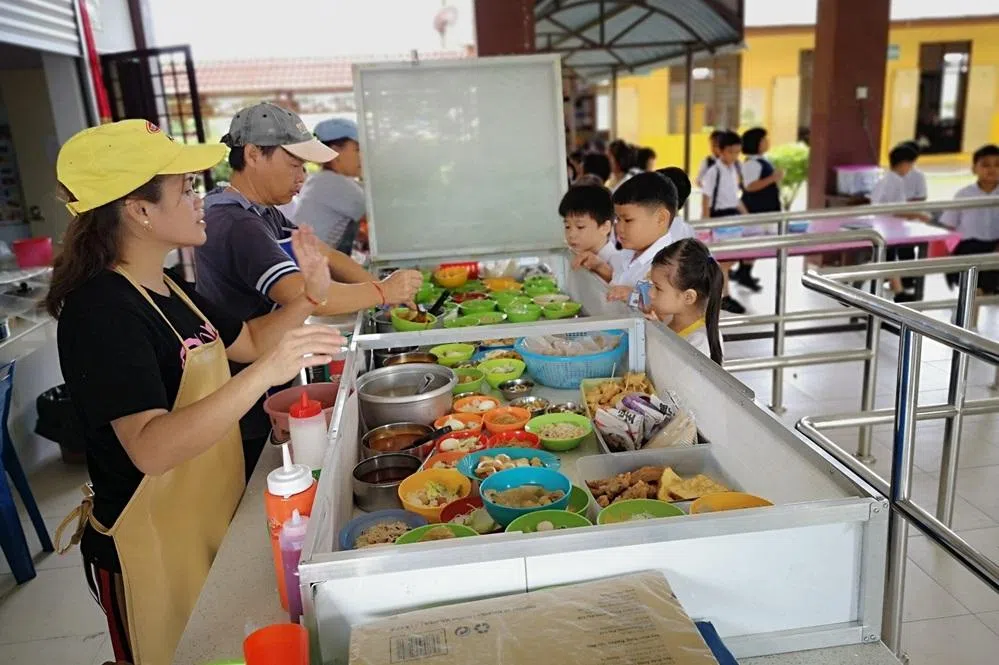 基于任何原因在家吃不到的“好料”，可能在学校食堂找得到。