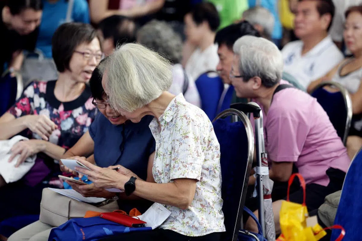  新加坡人越活越长寿。（联合早报） 