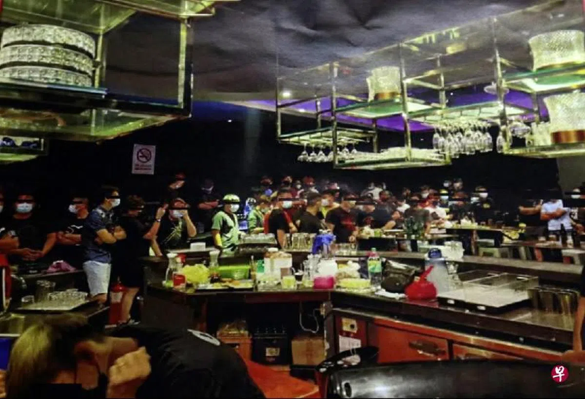  麻坡夜店狂欢，109人重罚113万令吉。（中国报） 
