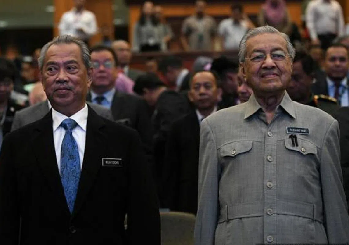 马国现任首相慕尤丁（左）和前首相马哈迪，出任首相时年纪都不小。（当今大马）