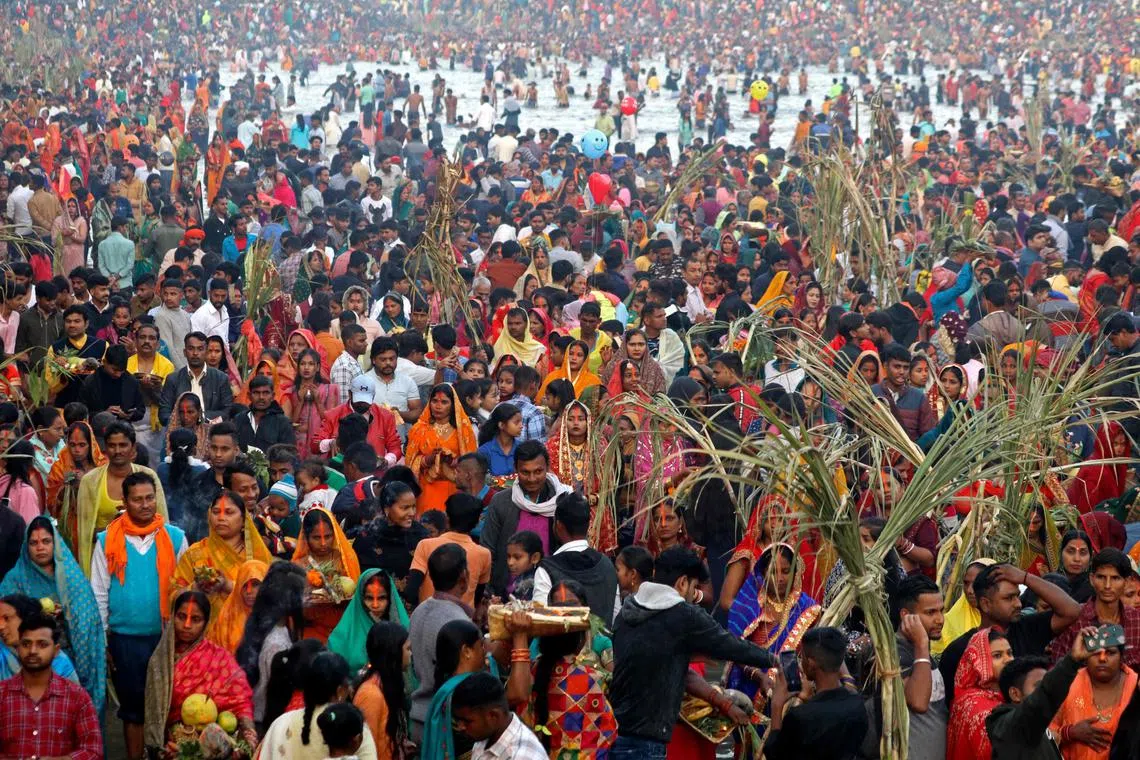 印度预料最晚今年取代中国成为世界第一人口大国，更有分析指出，印度人口数可能已超过中国。（法新社）