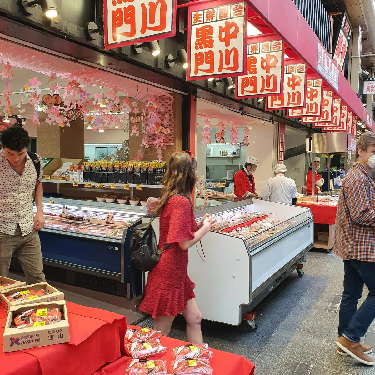  中国游客几乎绝迹，只有为数不多的外国人。（作者提供） 