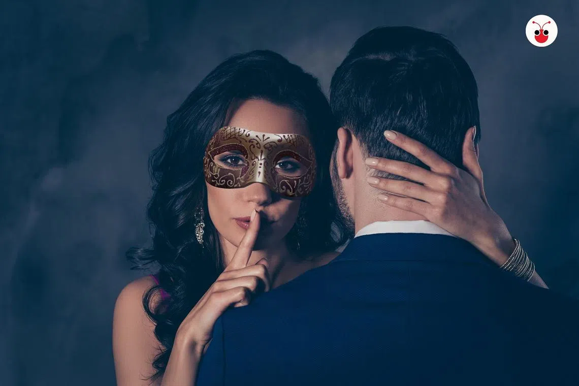 随着交友平台兴起，新加坡有越来越多婚姻因线上出轨而触礁。（示意图）