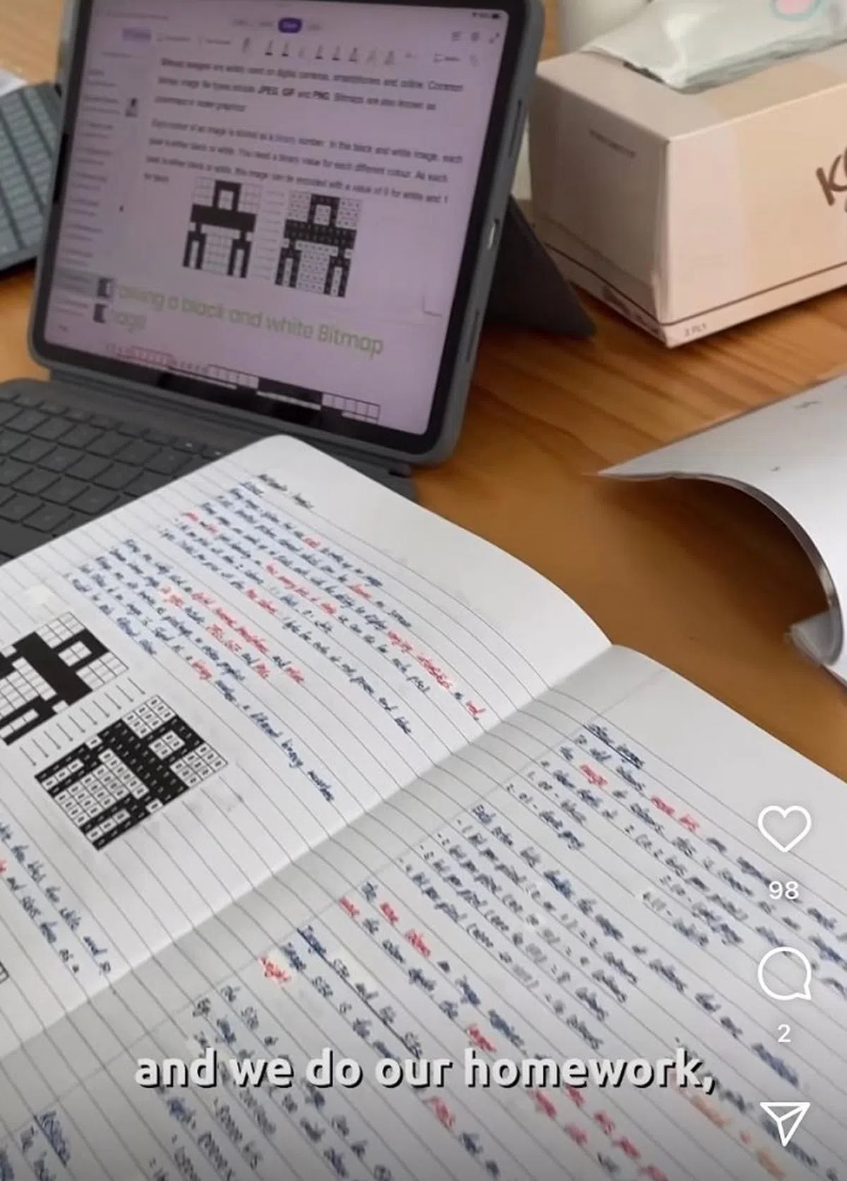 家中的办公兼温书空间。（取自Instagram）