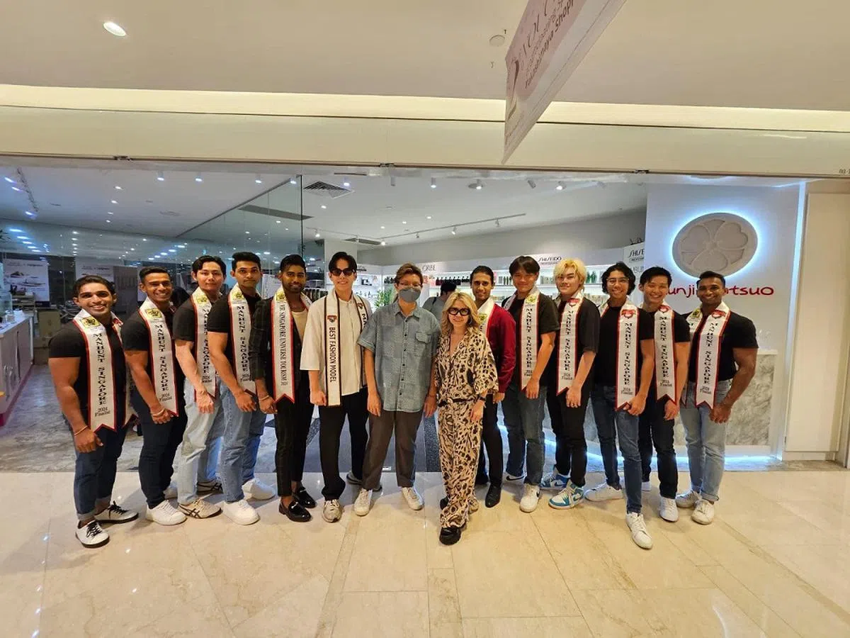 2024年猎美男竞赛入围新加坡地区决赛的10位美男。（取自脸书）