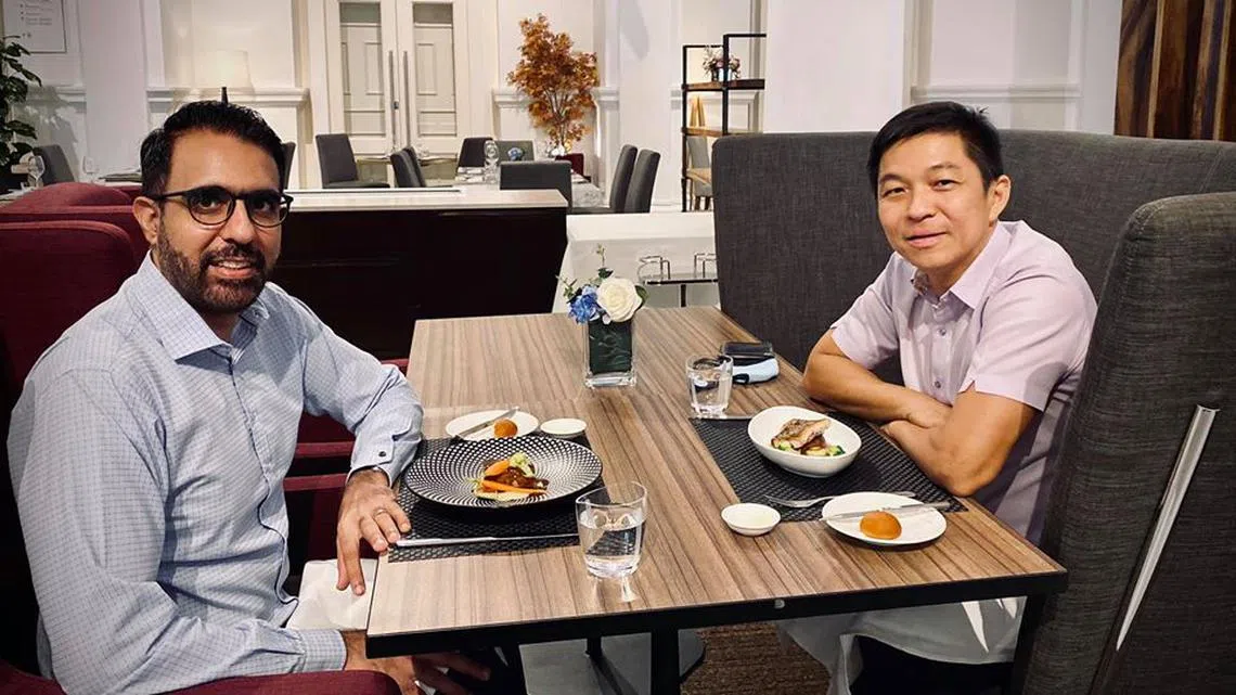 新加坡国会议长陈川仁与日前受委任为反对党领袖的工人党党魁毕丹星，今天中午单独共进午餐。（陈川仁面簿）