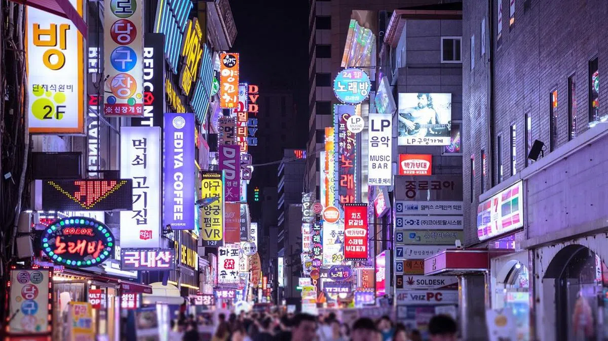 韩国饮食对亚洲游客最具吸引力。（互联网）