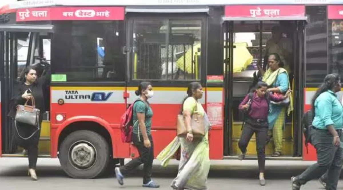印度一些地方政府为女性提供免费巴士服务。（印度斯坦时报）