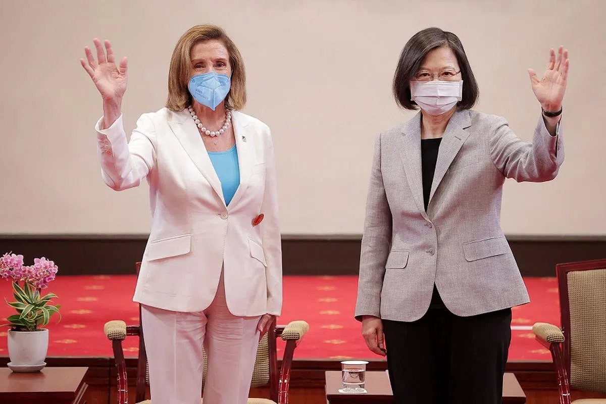 美国众议院议长佩洛西（左）与台湾总统蔡英文（右）会面。（台湾总统办公室）