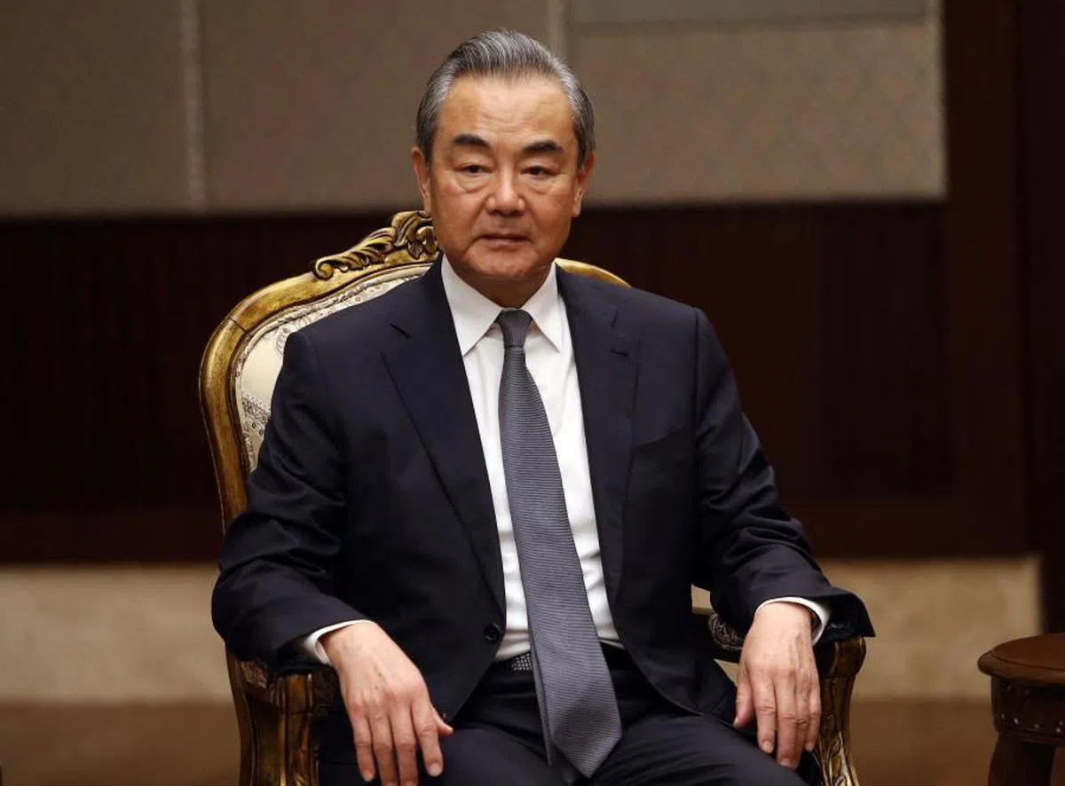 王毅重作冯妇，接任外长一职。（法新社）