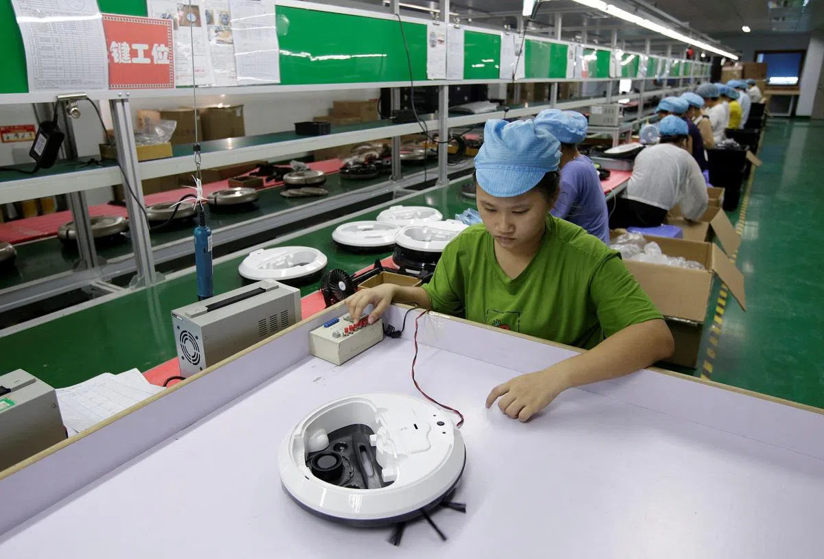 据估计，中国有2000万名员工在以美国为主要市场的出口导向工厂工作，关税战延烧，可能导致他们失业。（路透社）