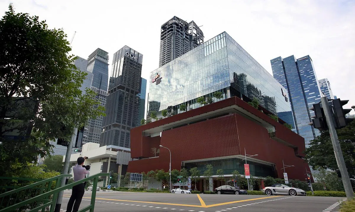 新加坡华族文化中心即将成立一个研究小组，对本土华族文化的发展进行有系统的研究和介绍。（海峡时报）
