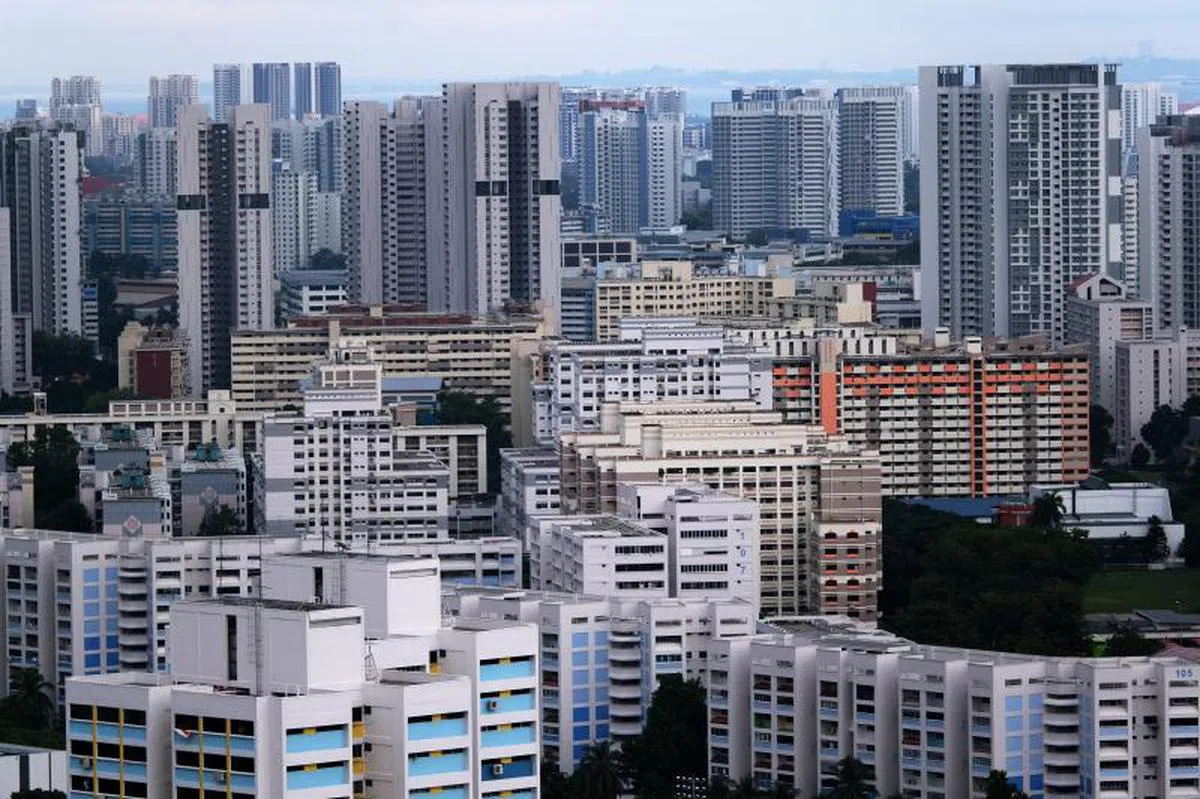  从特定国家入境新加坡的居民或长期准证持有者可在自家住所履行居家通知。（联合早报） 