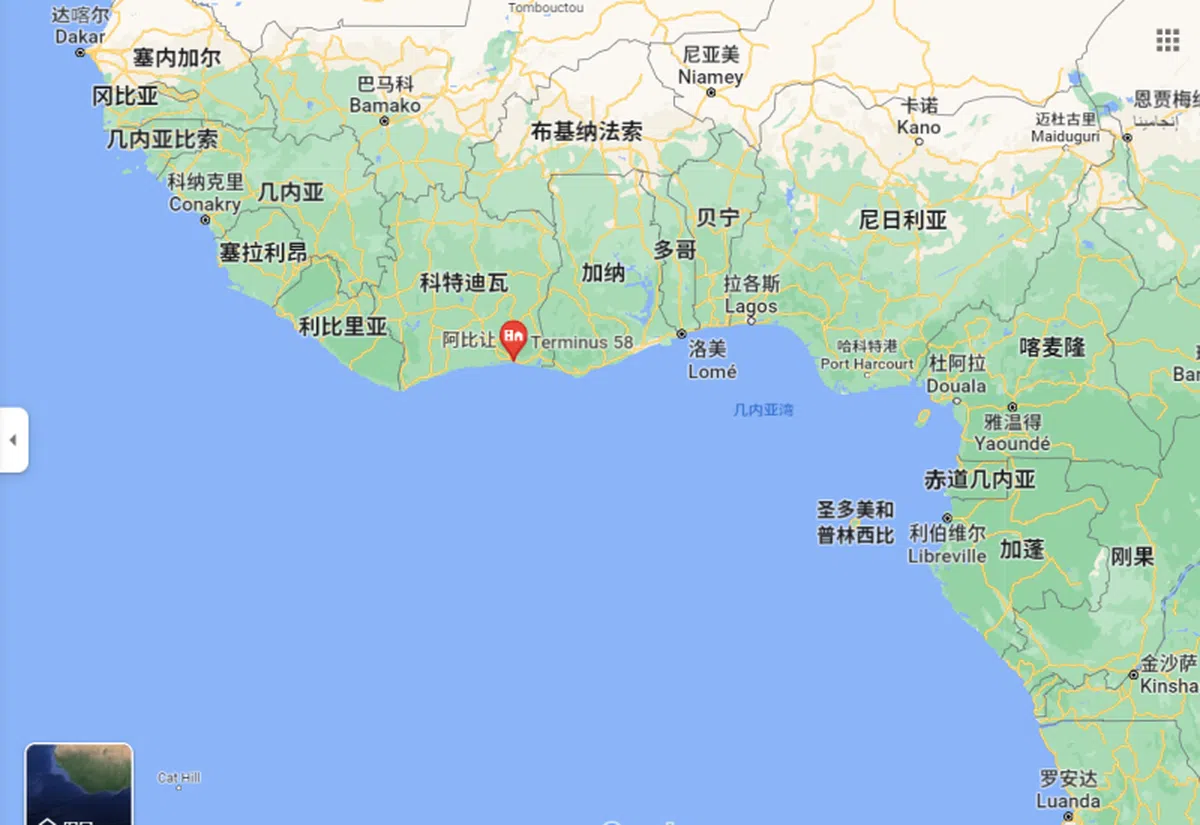 油槽船是在地图中红点外的海域约300海里处疑遭海盗登船。（谷歌地图）