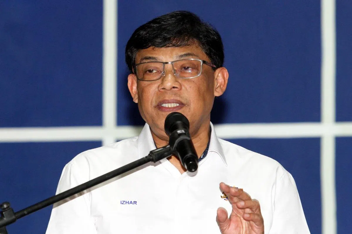  柔佛州投资、企业发展、合作社和人力资源委员会主席莫哈末依兹哈（Mohd Izhar Ahmad）。（星报） 