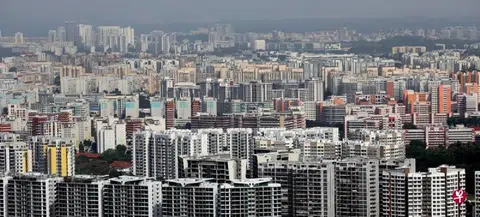 政府简化动用公积金储蓄购买老龄住宅的条例，新条例明天（5月10日）生效。（档案照片）