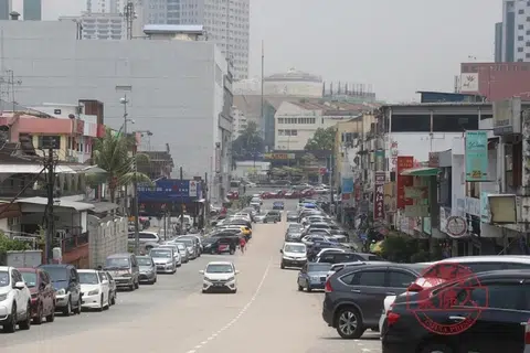 位于顺利花园的玛朱路（Jalan Maju）是新山著名的“报馆街”。（中国报）