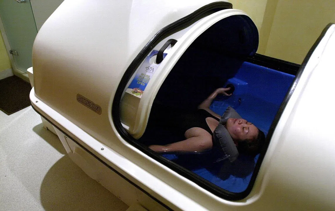 蚁粉想试一下漂浮疗法吗？（海峡时报）