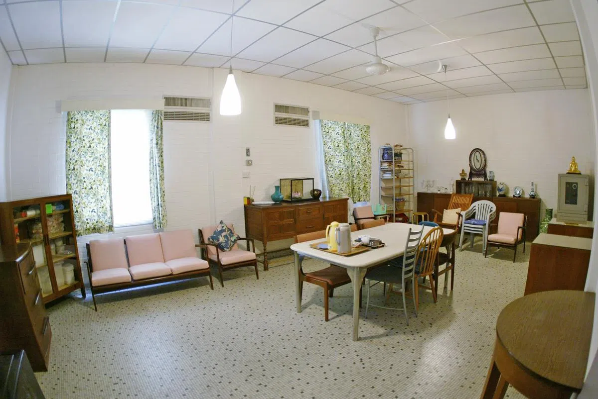  欧思礼路38号故居位于地下层的饭厅。（海峡时报） 