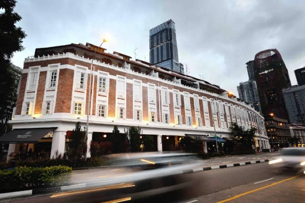  被8M买下的丹绒巴葛路五栋相邻店屋。（8M官网） 