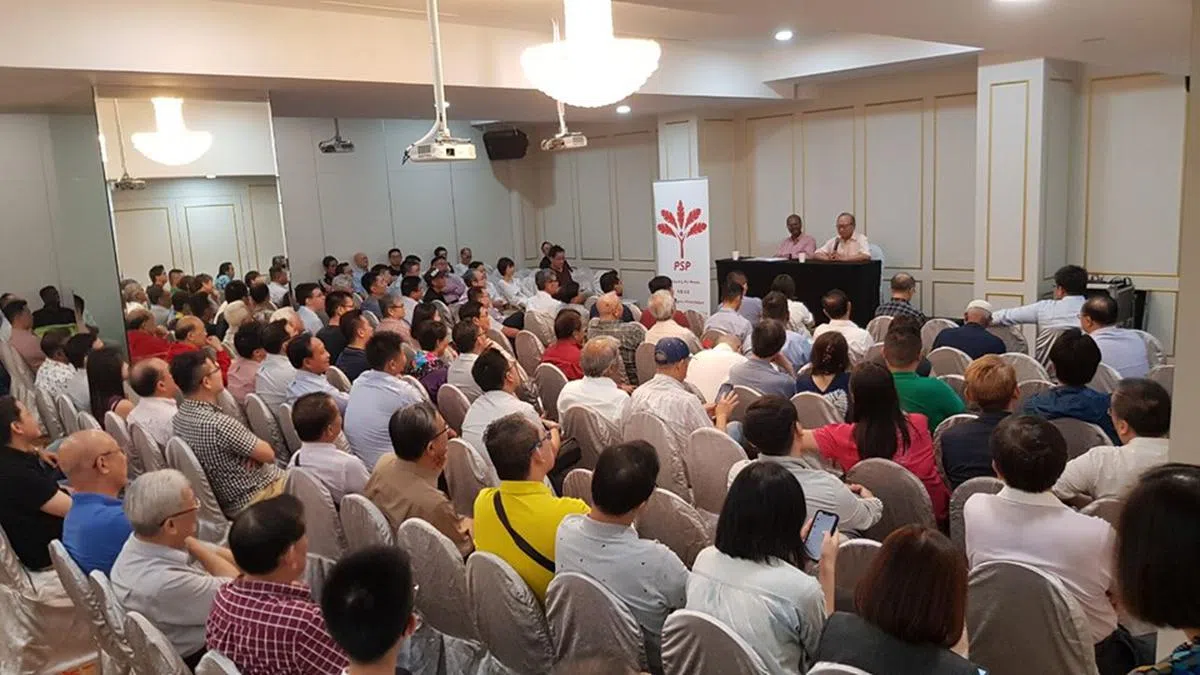  新加坡前进党首场接见选民活动获得超过200人出席。（陈清木面簿） 