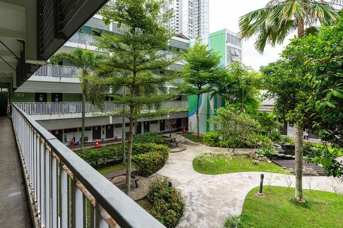 原是达善小学校舍的亨德申路98号，将改造成共居住宅。（新加坡土地管理局）