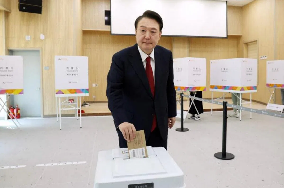设计对白：“我当然投给我自己啦！”（韩联社）