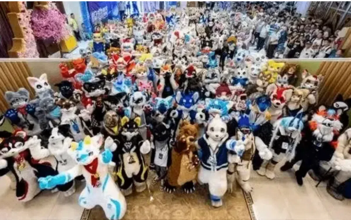 极兽聚现场照片，“极兽聚”是中国内陆较为大型的兽展活动，每年在上海举办。（互联网）