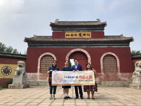 不远千里探访河北涿州的卢氏范阳堂，这里是东汉名臣卢植的祖籍地。（卢丽珊提供）