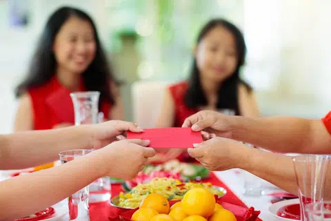 小妹想先拜托长辈朋友们帮个小忙，过年多吃木耳没问题，但请不要“白目”。（ALAMY）