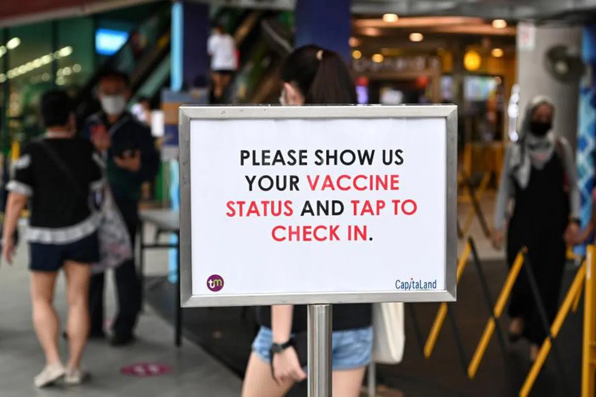 随着政府扩大疫苗接种差异化安全管理措施的范围，本地越来越多场所已成为未接种者的禁区。（海峡时报）