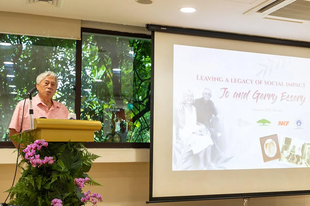 陈华乐医生是埃瑟里夫妇的好友，也是两人的遗嘱执行人。（联合早报）