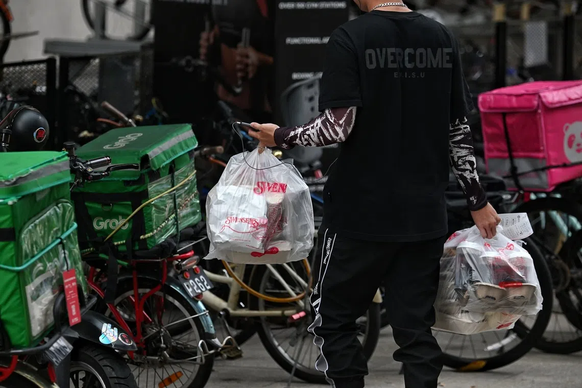 送餐是零工工作之一。