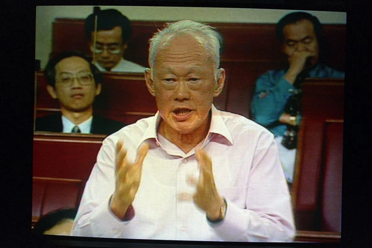  李光耀曾表示新一代领袖不会纯粹只为信念而投入政治。（联合早报） 