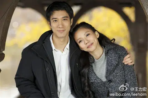 李靓蕾（右）与王力宏的离婚风暴引发各界关注。（王力宏微博）