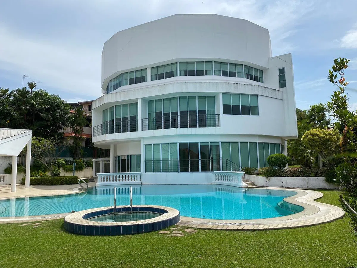 林恩强被冻结的资产包括这栋位于武吉知马的优质洋房。（房地产咨询公司Knight Frank）