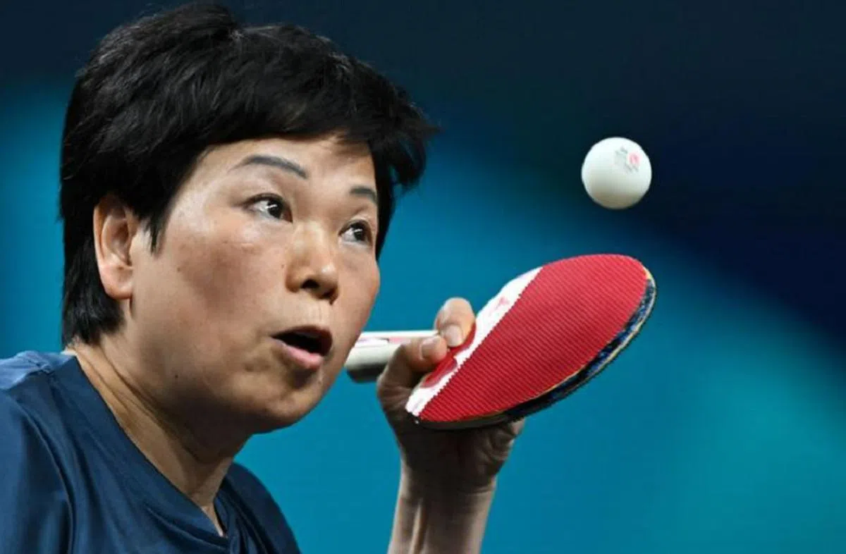 看我发球！（路透社）