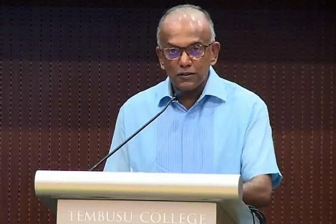 尚穆根在国大的香灰莉木学院论坛（Tembusu Forum）中回应新加坡是否已准备好接受女总理的问题。（香灰莉木学院论坛）